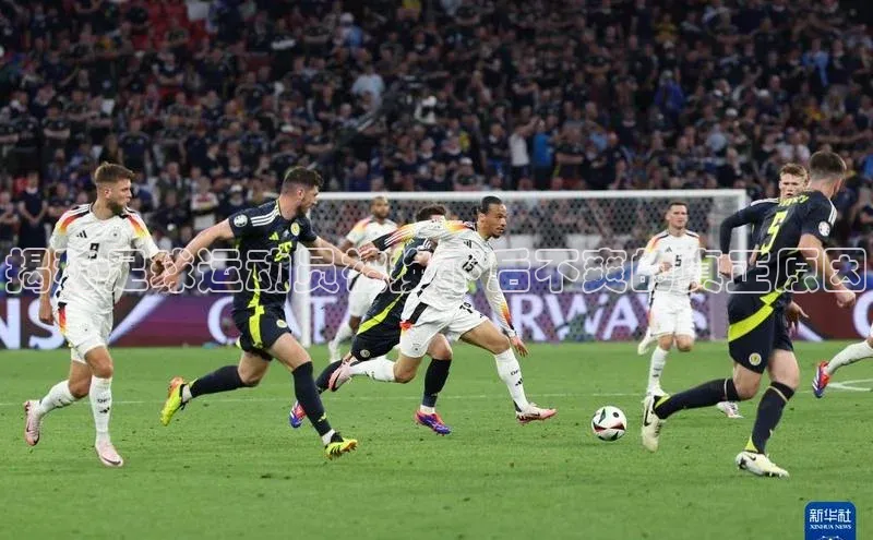 天辰平台代理注册开户小红书揭秘足球运动员被换下后不爽的真正原因